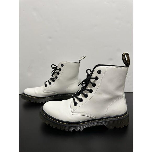 Dr. Martens Luana Boots Women Size 8 White Leather Round Toe Lace Up Combat - Picture 3 of 8